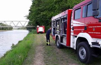 Feuerwehr rettet Entenküken