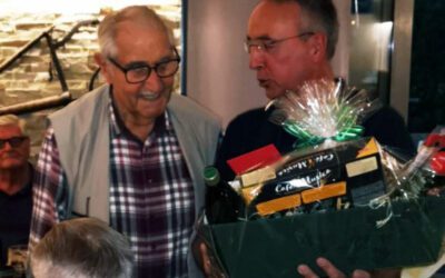 Feuerwehr Hagen gratuliert zum 91. Geburtstag

              