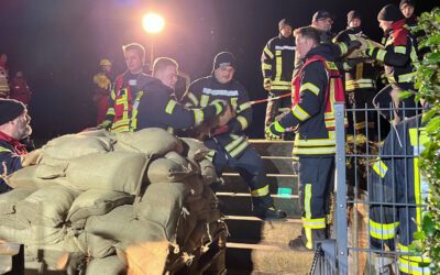 Kreisfeuerwehrbereitschaft Süd des Landkreises Osnabrück unterstützt im Rahmen der nachbarlichen Hilfe beim Hochwasser in Meppen