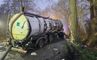 LKW-Unfall in Berge