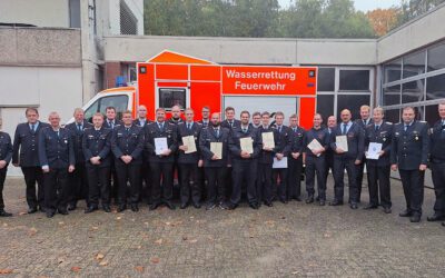 Neue Feuerwehrtaucher für die Landreise Emsland, Osnabrück und Oldenburg – Prüfung der Feuerwehren Oldenburg und Bramsche (OS) am Speicherbecken Geeste